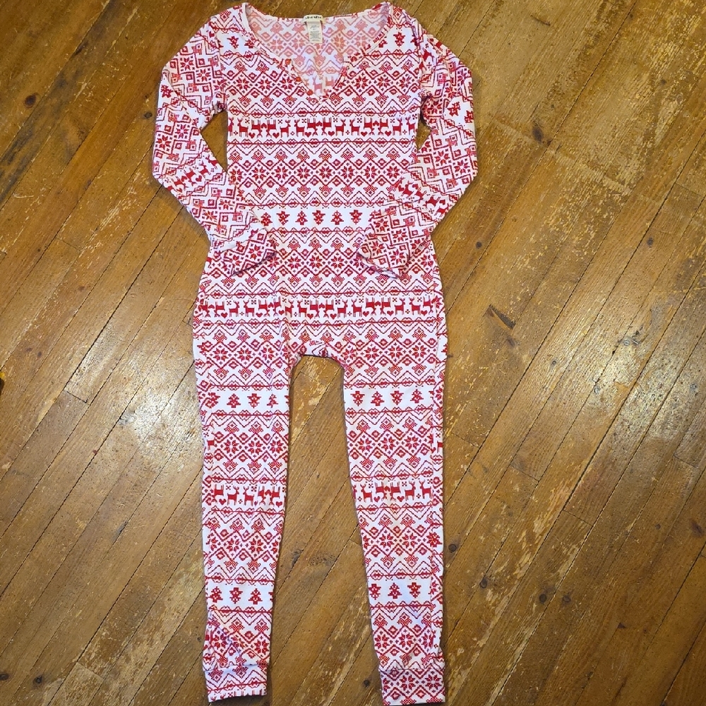 Shosho Red and White Patterned Pajama Set